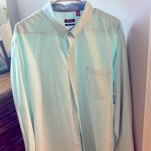 Bulk Men’s dress shirts L - XL